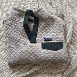 Patagonia sweater